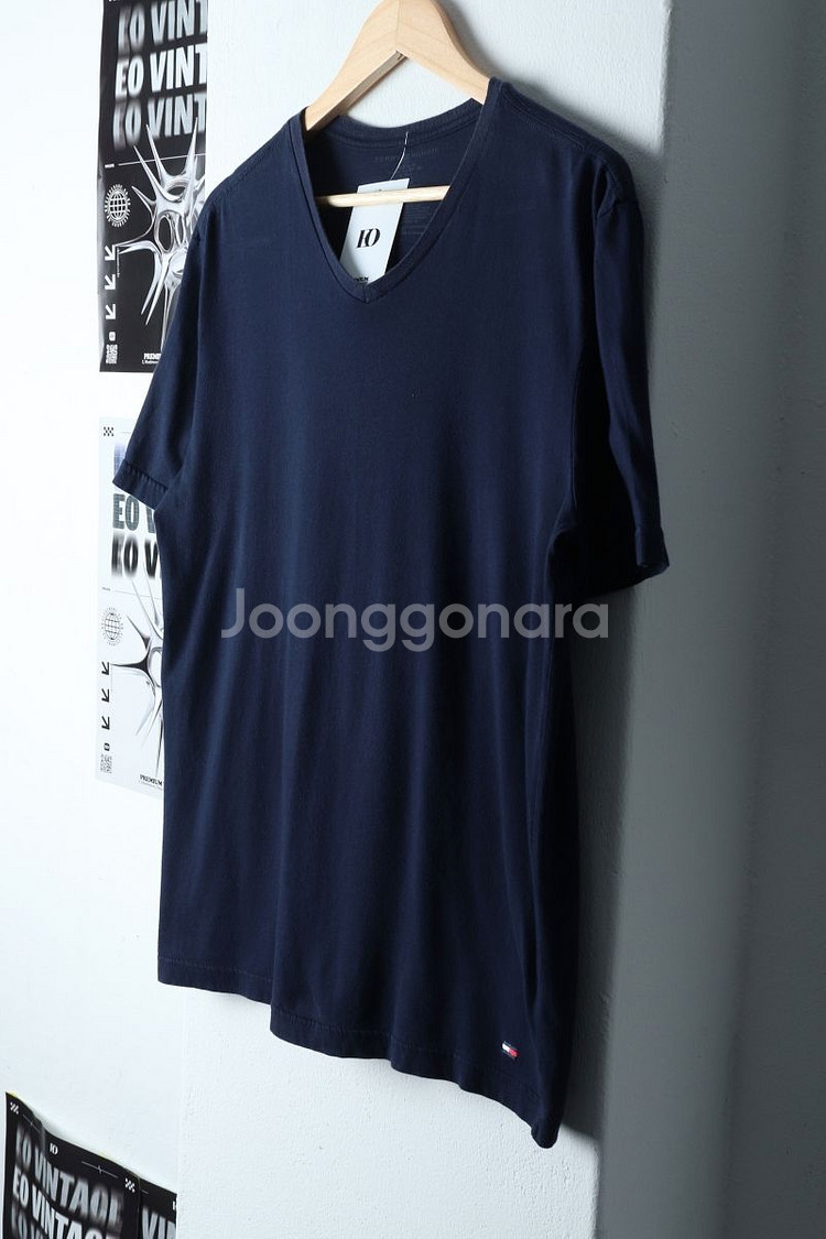 (L-XL) 타미힐피거 반팔 티셔츠 브이넥 네이비--0