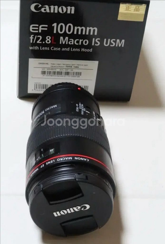 EF100mm f/2.8L Macro IS USM--1