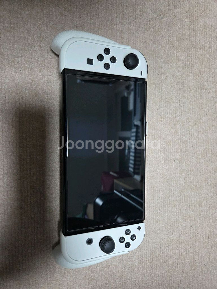 닌텐도 스위치 OLED.--5