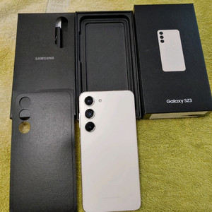 풀박 미사용 ㅡ 갤럭시 S23 256GB ㅡ skt