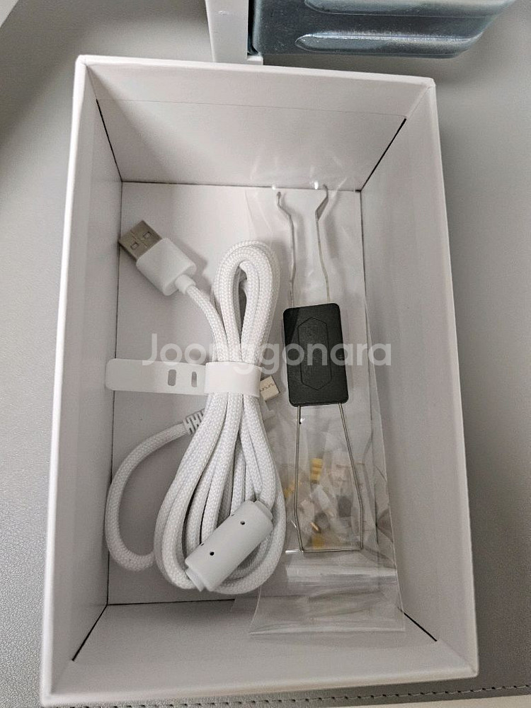 3월구입 GK798PRO 메탈화이트 브라운슈가--1