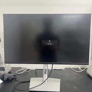 DELL P3223QE 32인치 모니터 (C급)