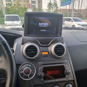 코란도스포츠 네비게이션 상단매립제