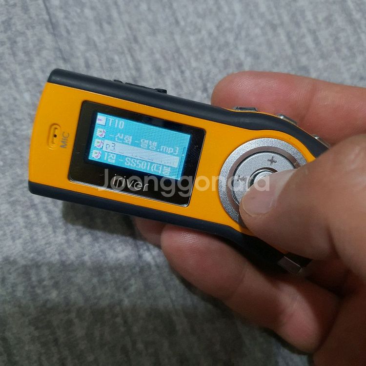 아이리버 T10 mp3 1기가--6