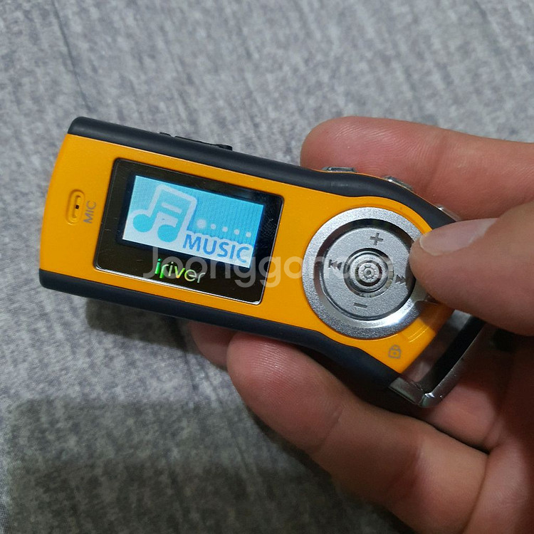 아이리버 T10 mp3 1기가--4