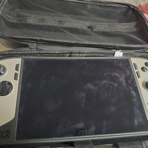 클로 8 AI+ umpc MSI Claw 8 팝니다