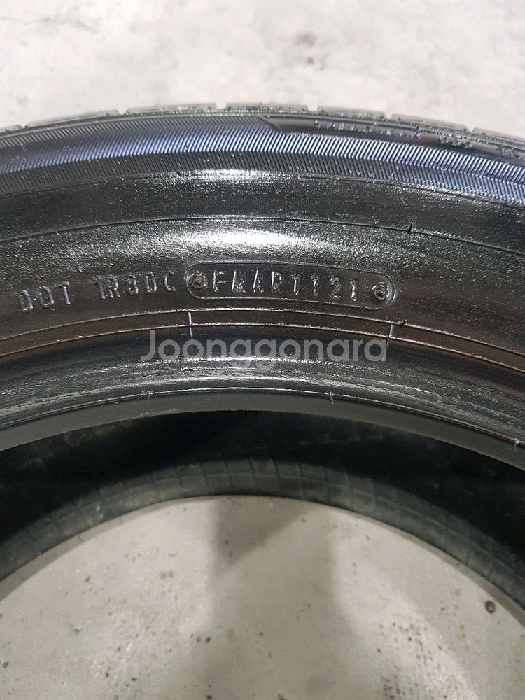 팔캔 235 60 18--2