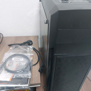 컴퓨터 GTX1660 SUPER 본체모니터 합쳐서팝니다