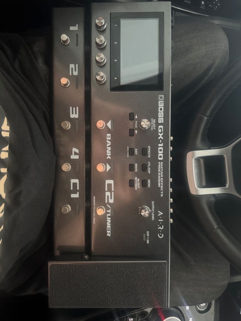BOSS GX-100 판매합니다