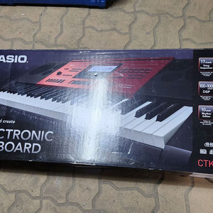 카시오 전자피아노 CTK-6250 팝니다