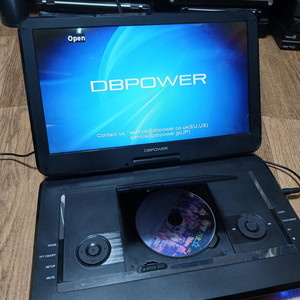 DBPOWER PD158 14인치 포터블 DVD플레이어