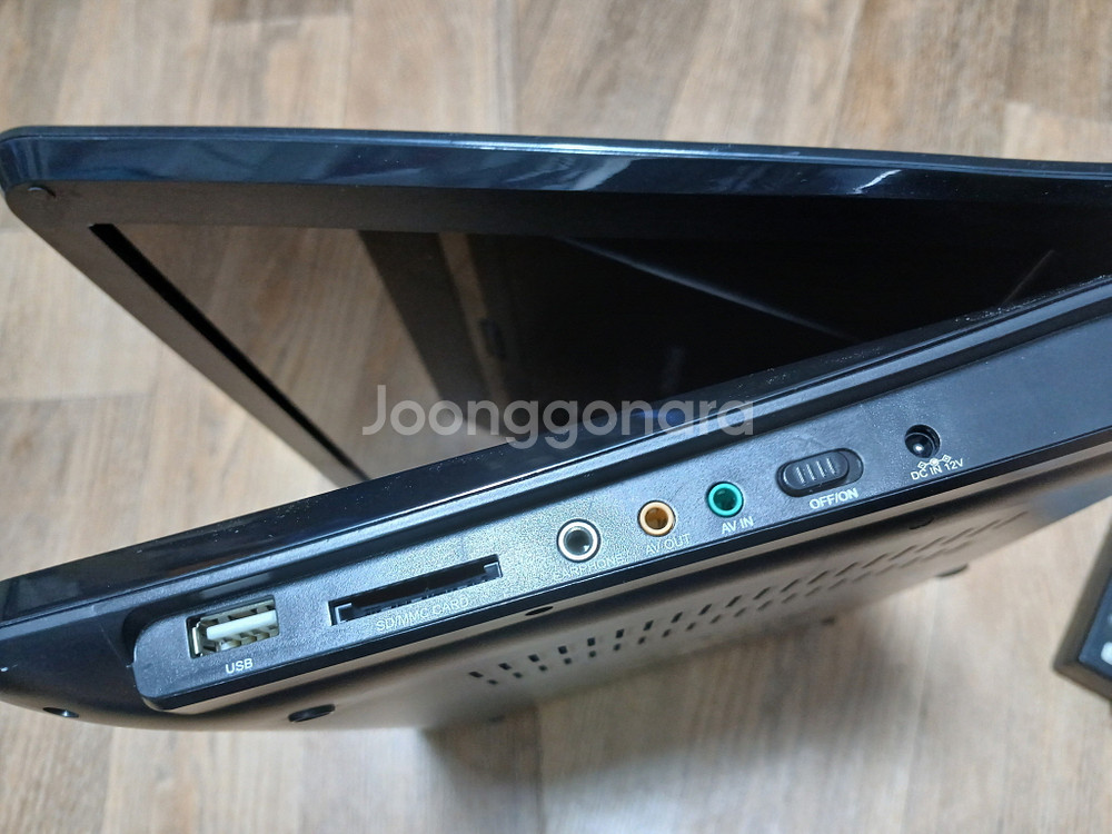 DBPOWER PD158 14인치 포터블 DVD플레이어--4