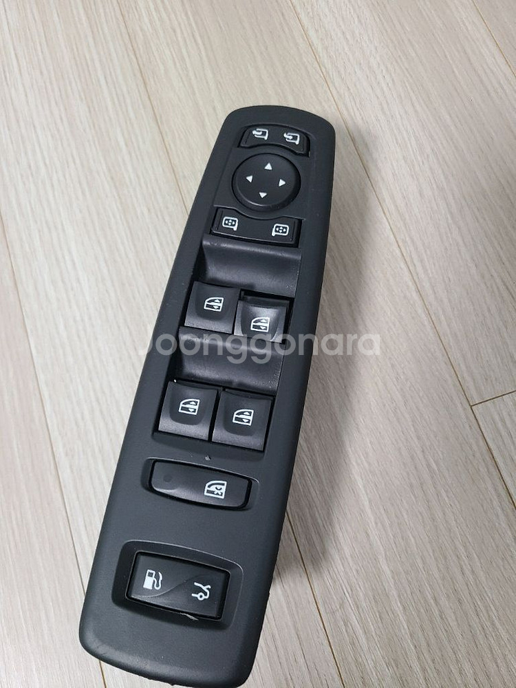 뉴sm5 l43 파워윈도우 스위치 고장난거 부품용--0
