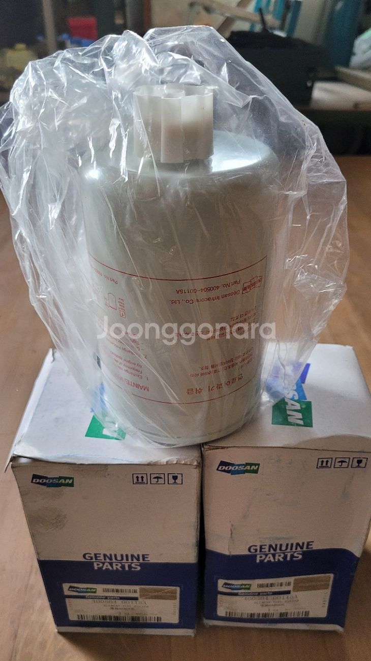 두산지게차 D35S-7 연료필터입니다--2