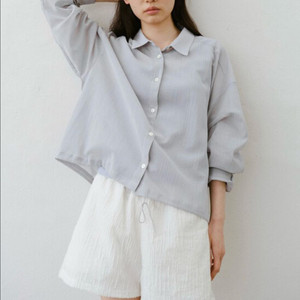 유라고 봄여름 셔츠 새상품