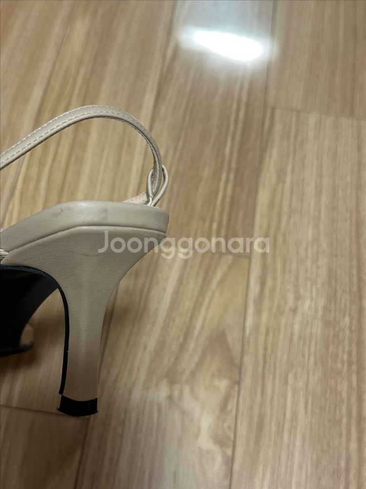 사뿐 샌들 힐 7cm 240--2