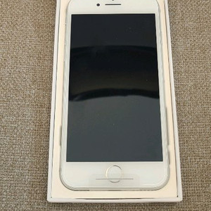 아이폰8 64G 리퍼 화이트 미사용새제품 팝니다