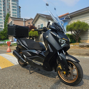 xmax300 24년식 준튜닝 바이크 저렴하게판매합니다