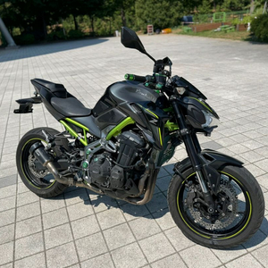 가와사키 z900 18년형 환검완료 팝니다