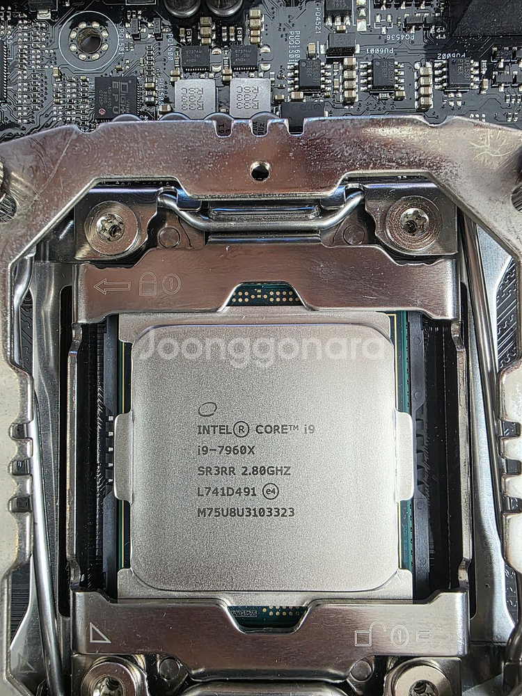 ASUS WS X299 PRO/SE + i9-7960x--2