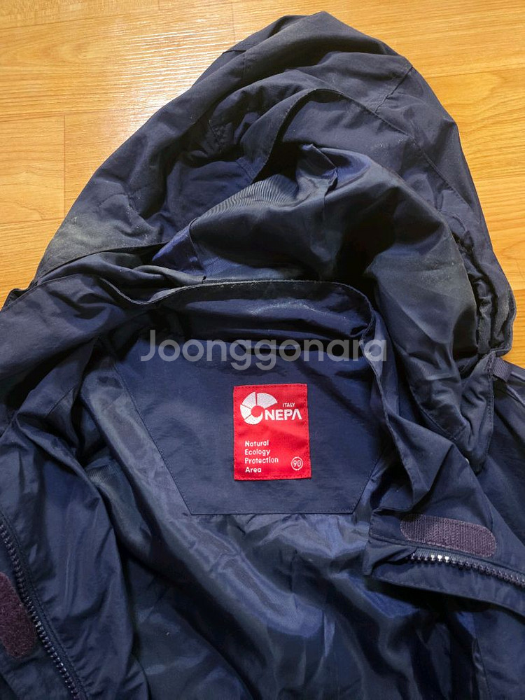 네파 여성 바람막이 남색90 팔아요 가격제안가능--2