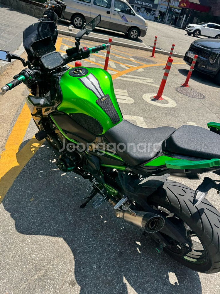 가와사키 z900 2022년식--2