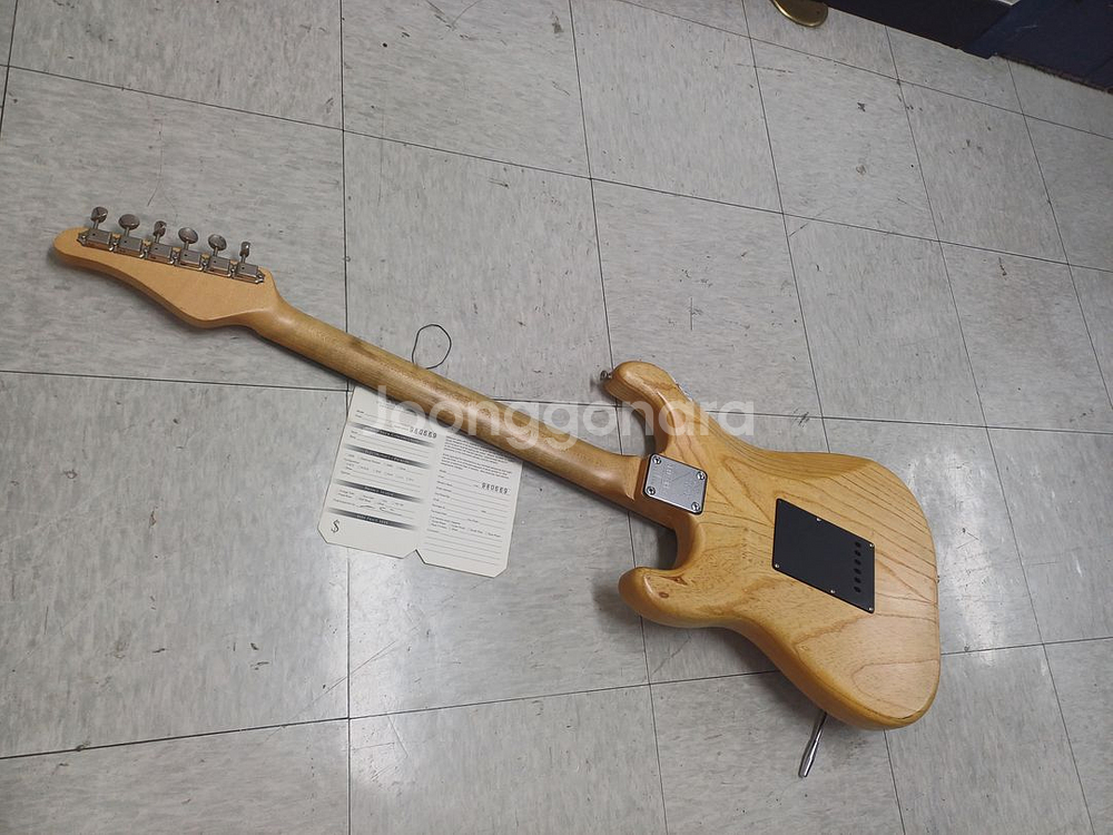 schecter california custom sss--1