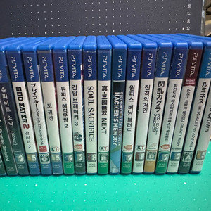 PS Vita 게임팩 x 18개