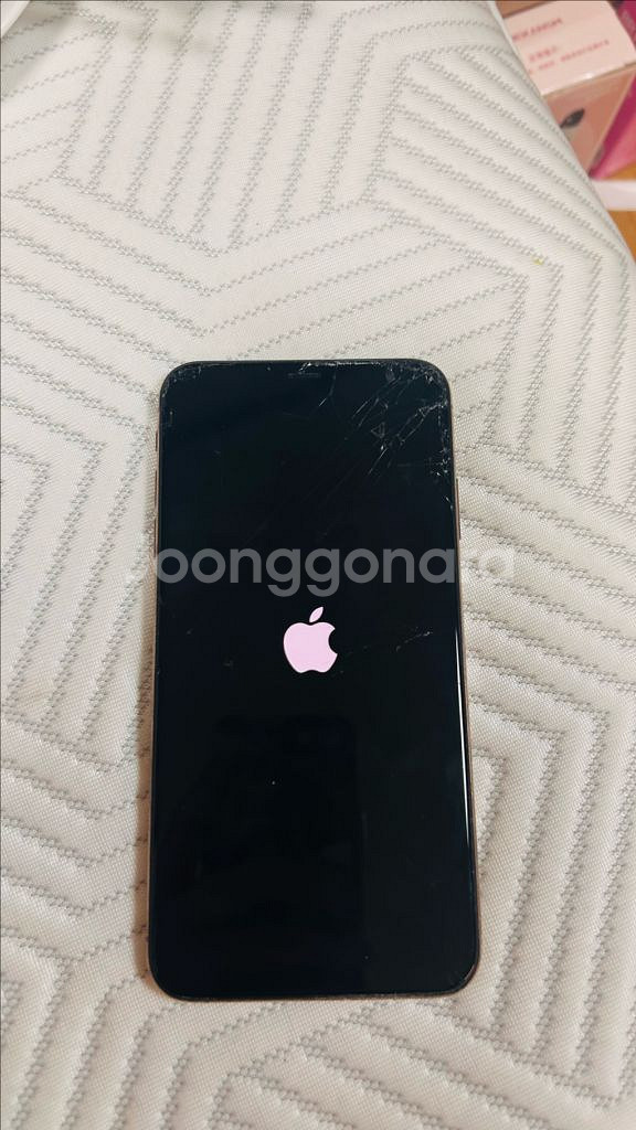 아이폰 XS max 골드 액정/뒷판 파손 공기계 256--4