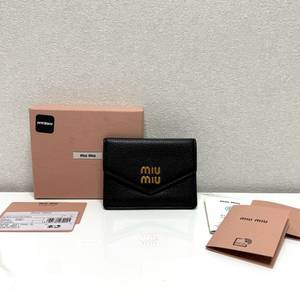 (크림)미우미우 레더 카드지갑