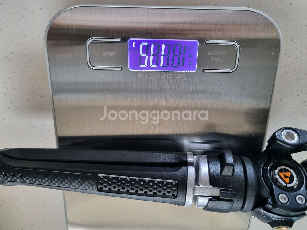중국산 미니삼각대 판매합니다.--1