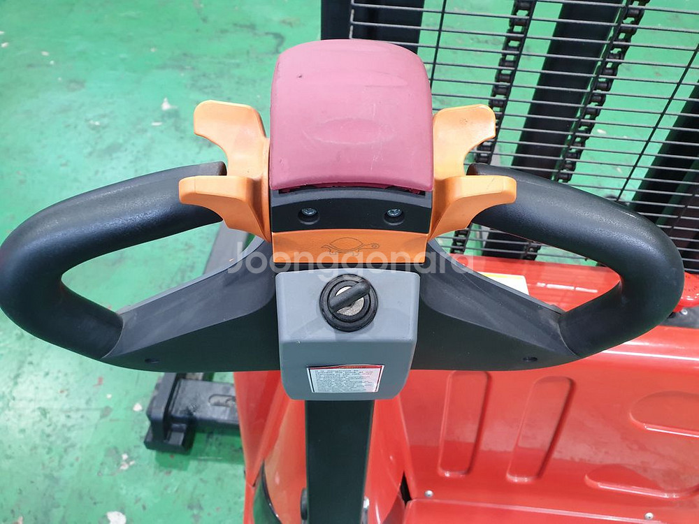 쌍용리프트 지지대 확장형 전동 스태커 CDD-1230W--9