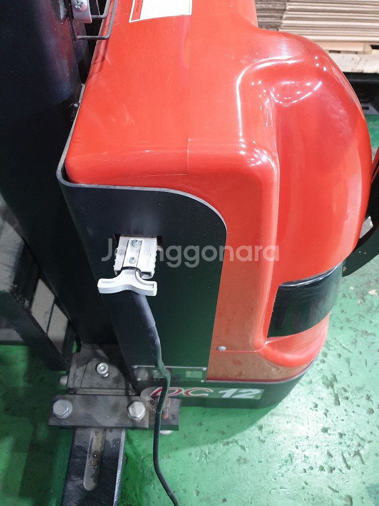 쌍용리프트 지지대 확장형 전동 스태커 CDD-1230W--5