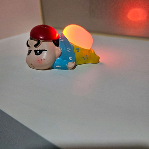 짱구는못말려 엉덩이램프 피규어화가모자(새상품)