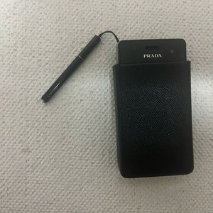 디카 프라다 핸드폰 빈티지