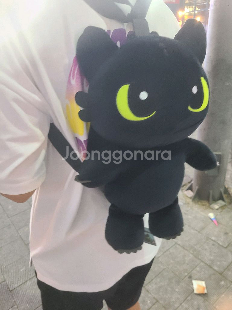 드래곤길들이기 투슬리스 싯팅 인형 백팩 37cm--4