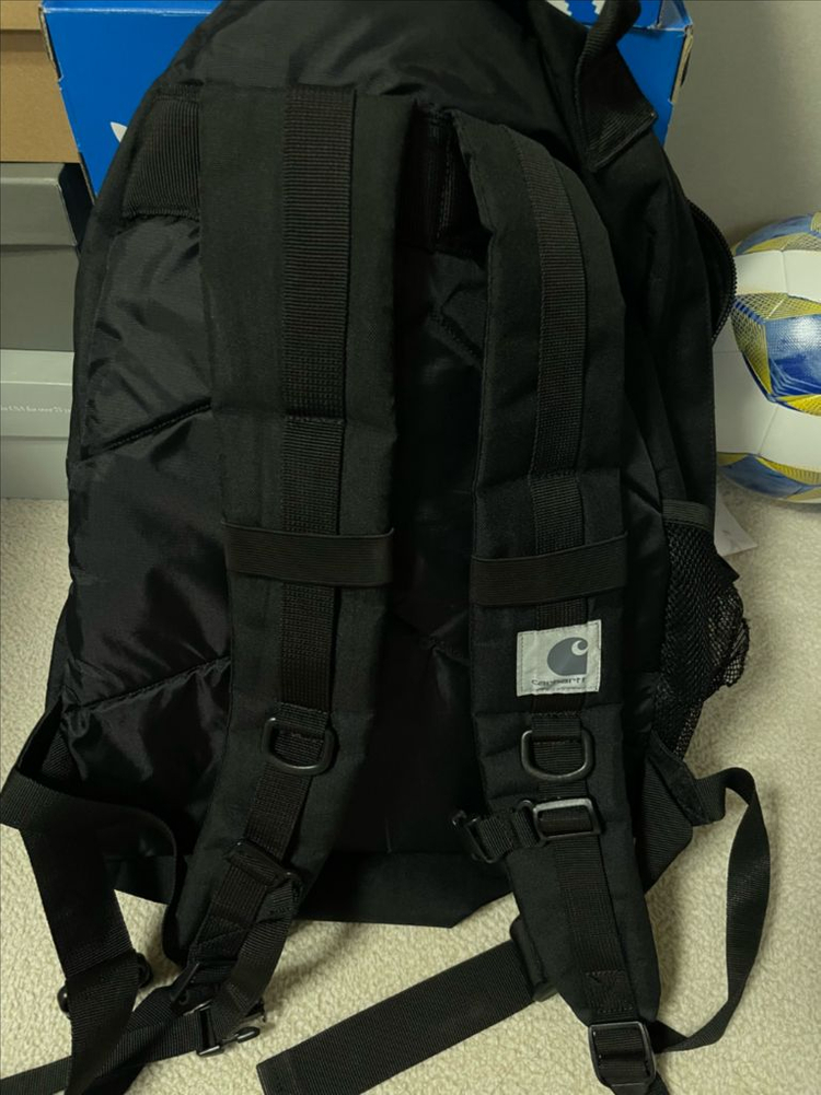 칼하트 WIP 리플렉티브 백팩 이미지