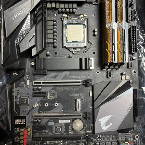 Z390 AORUSPRO i7 9700k 32GB