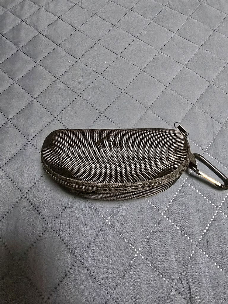 가토즈 매그넘 아시안핏 편광 선글라스 판매합니다.--0
