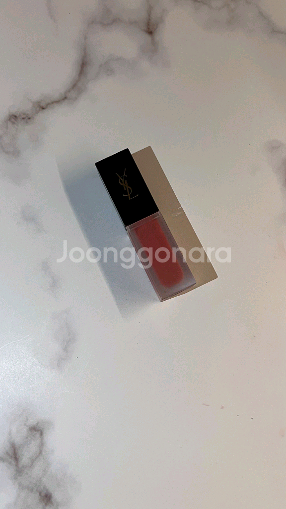 입생로랑 따뚜아쥬 벨벳 틴트 204 베이지언더그라운드--8