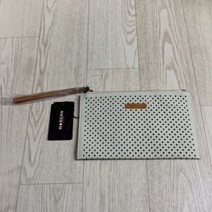 MORGAN 모르간 펀칭 레더 파우치 클러치