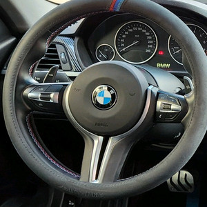 bmw m핸들 판매합니다