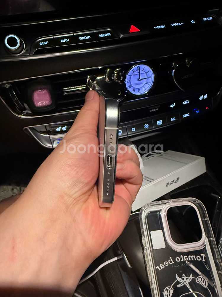 애플 아이폰16프로 512GB 화이트티타늄 자급제 풀박--4