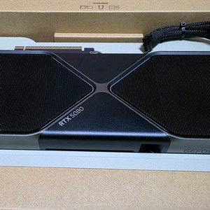 엔비디아 RTX 5080 FE