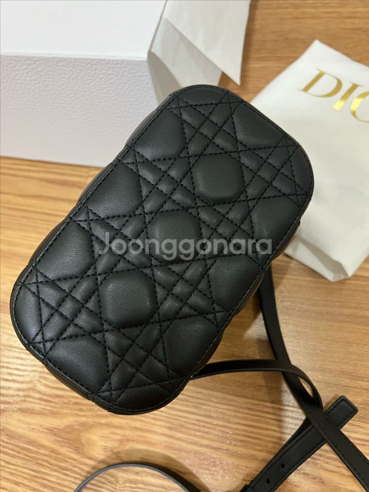 Dior 디올 까나쥬 양가죽 스몰 베니티 핸드백--5