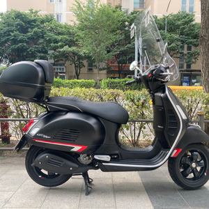 베스파gts300팝니다