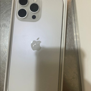 아이폰16프로맥스 화이트 256gb 새상품 판매합니다