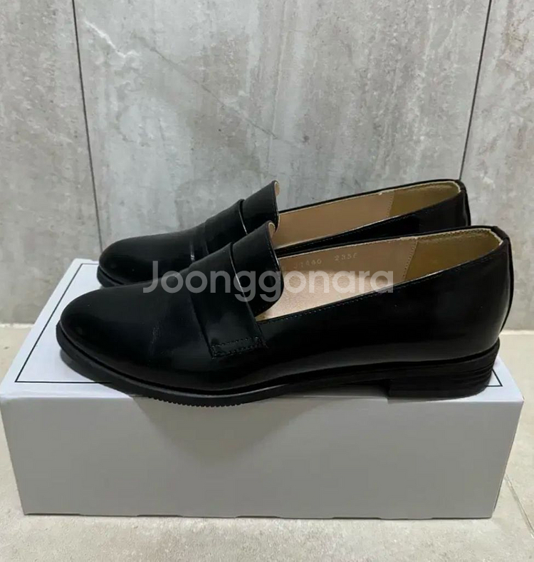 탠디 블랙 235사이즈 단화--4