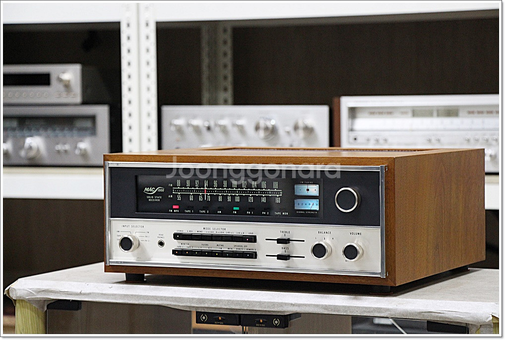 맥킨토시 A급 고급형 아날로그 리시버 MAC1900--1