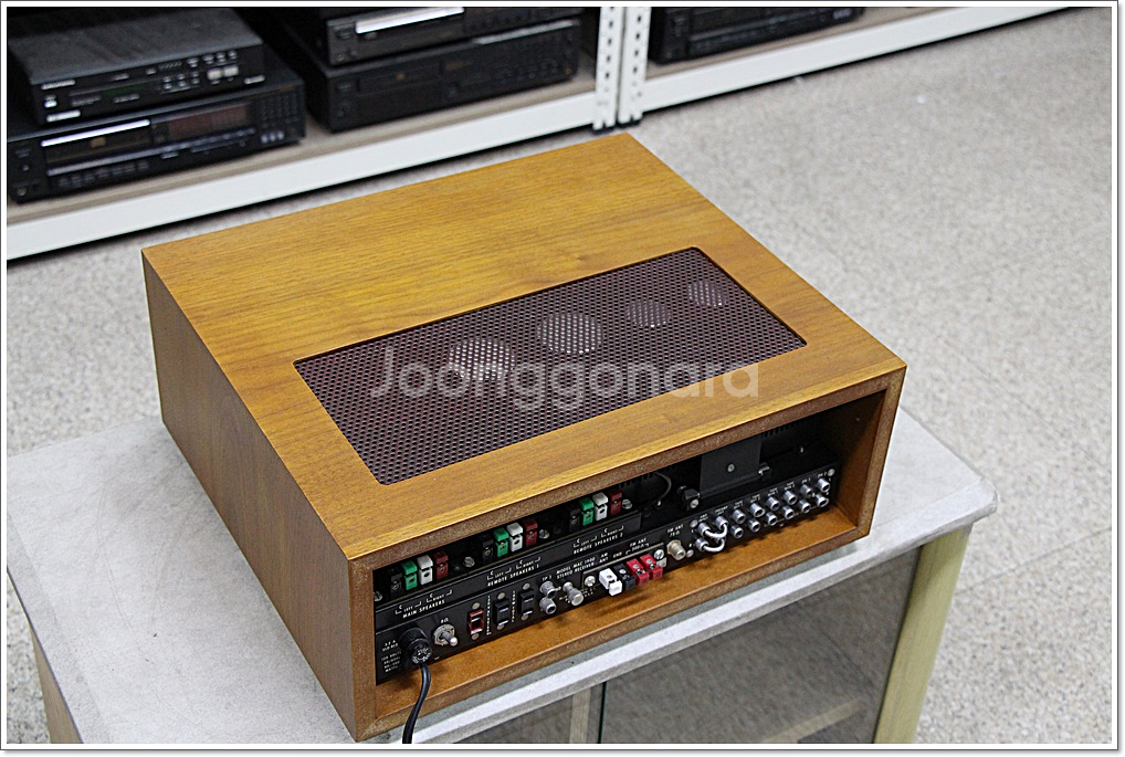 맥킨토시 A급 고급형 아날로그 리시버 MAC1900--7